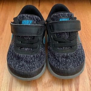Nike Flex Contact Toddler Sneaker 5C